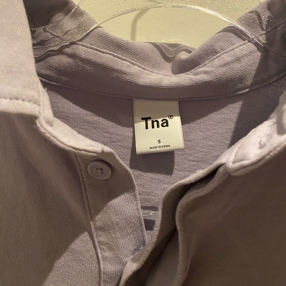 Aritzia - Picture 2 of 4